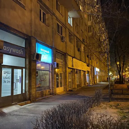 Cozy North Railway St - 4 Min Walk * Bucarest