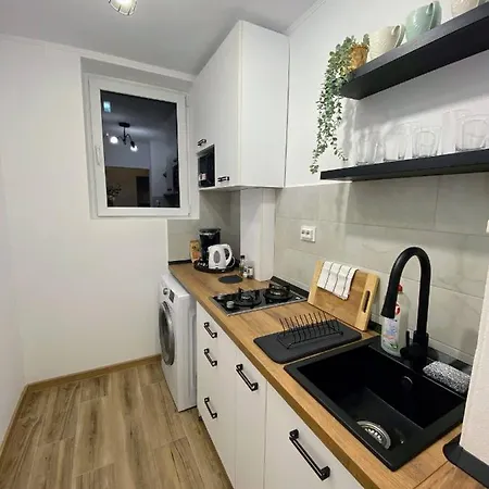 Cozy North Railway St - 4 Min Walk Bucarest