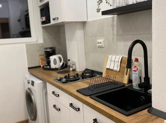 Cozy North Railway St - 4 Min Walk Διαμέρισμα